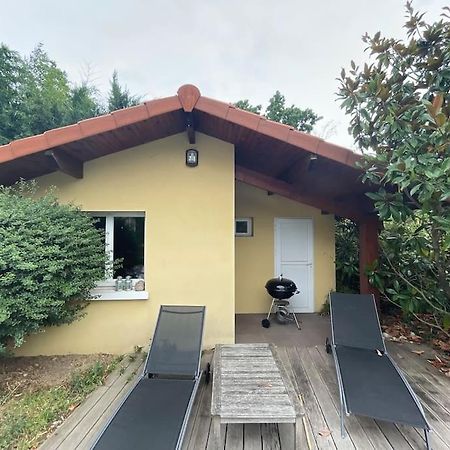 La Petite Maison Chez Jp Chassieu Luaran gambar